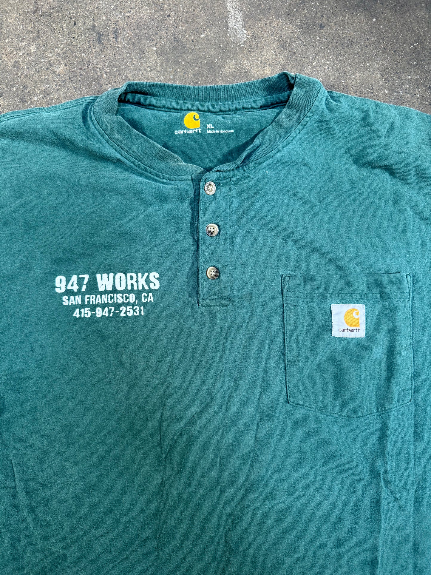 Vintage XL Carhartt Henley 947 WORKS Staple Pocket T Faded Green